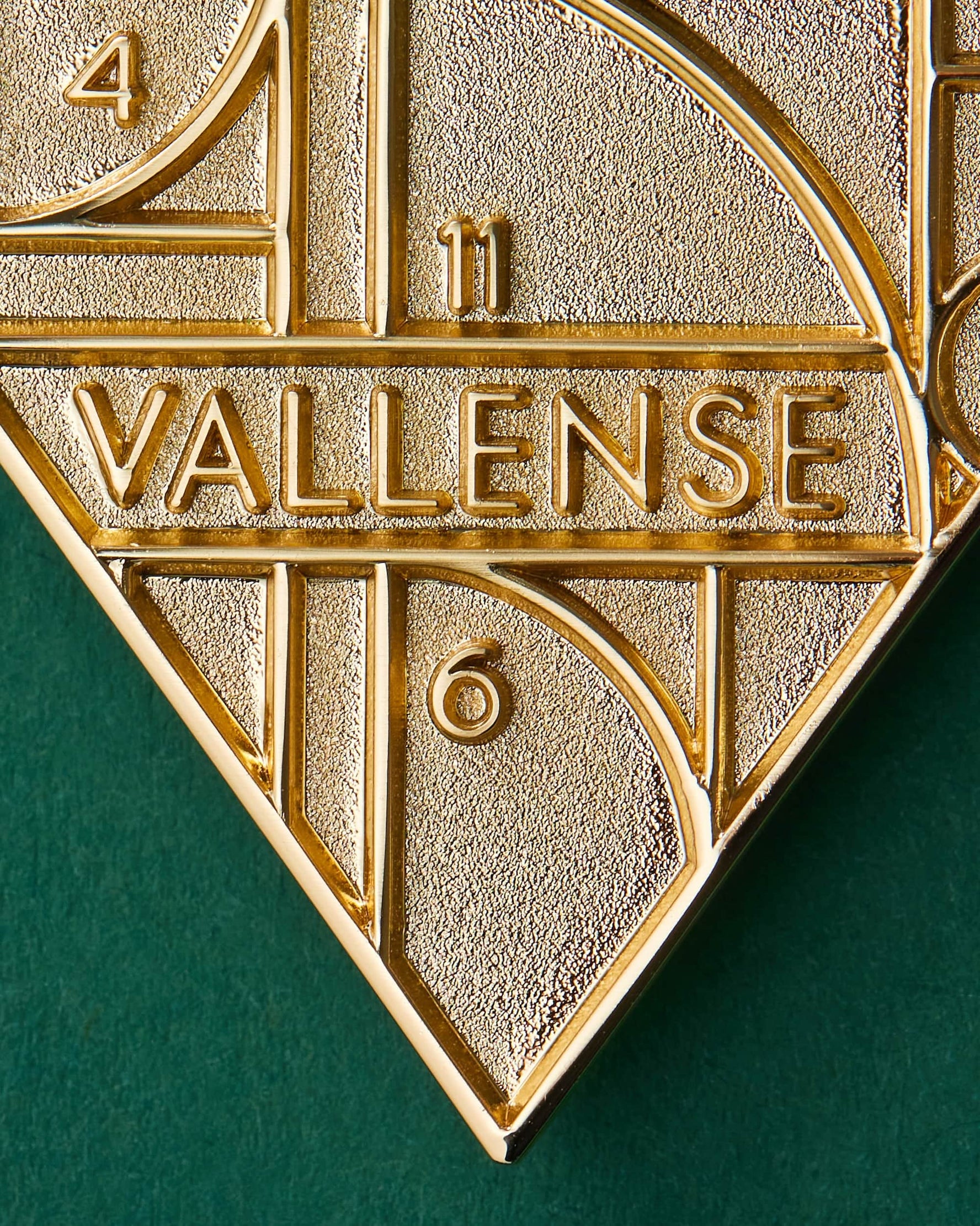 Vallense - handmade amulets for our evening fragrance